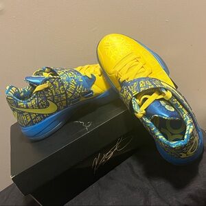 KD Nike Zoom IV Yellow and Blue Patterned Sneakers